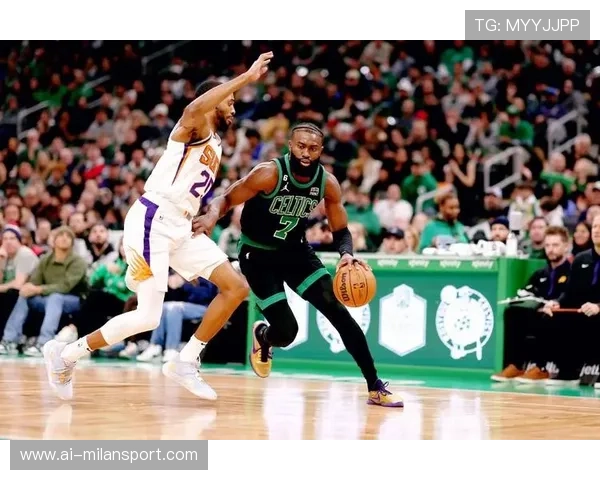 凯尔特人击败步行者，布朗单场31+9