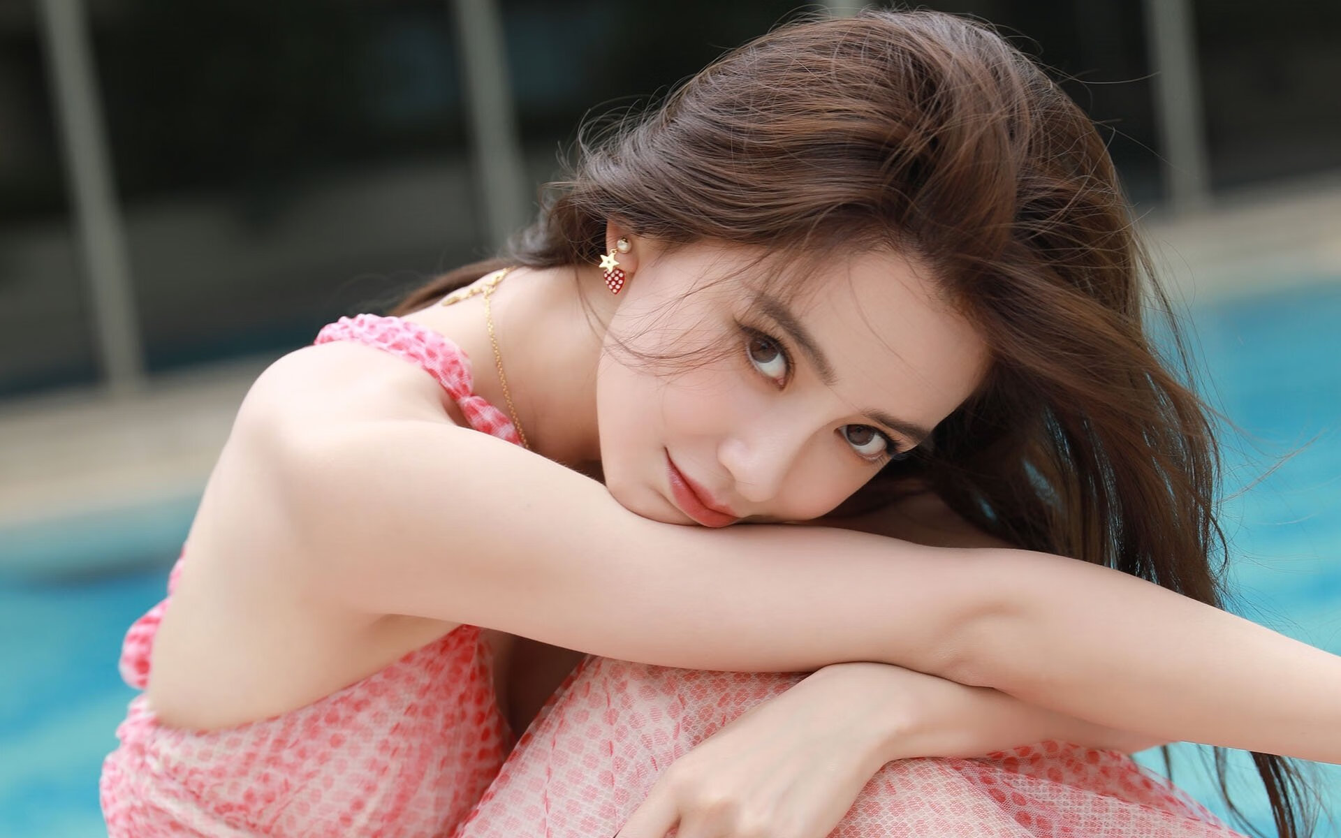 米兰全站APP下载-体育评论如何看待体育精神与商业化的碰撞，体育评论如何看待体育精神与商业化的碰撞